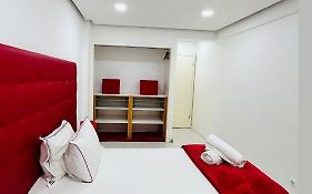 Apartamento inteiro Bela Vista Holidays in Lisbon plus Car